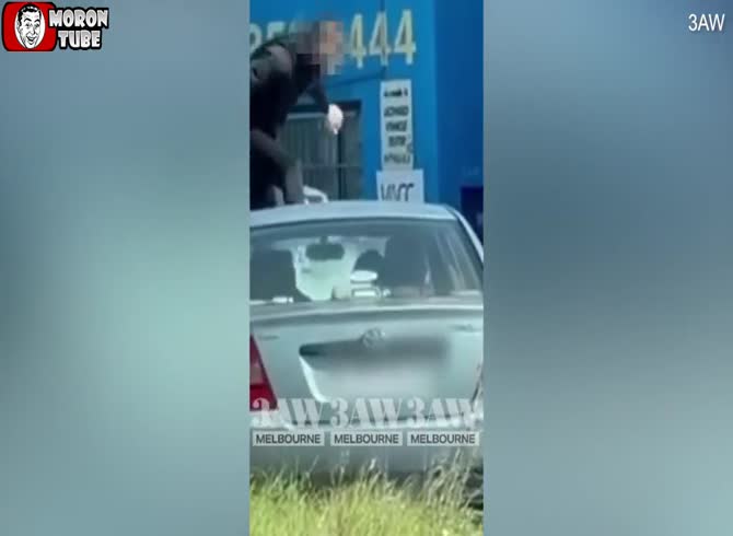 Video :In a fit of fury, he scales the automobile to kick out the windscreen!